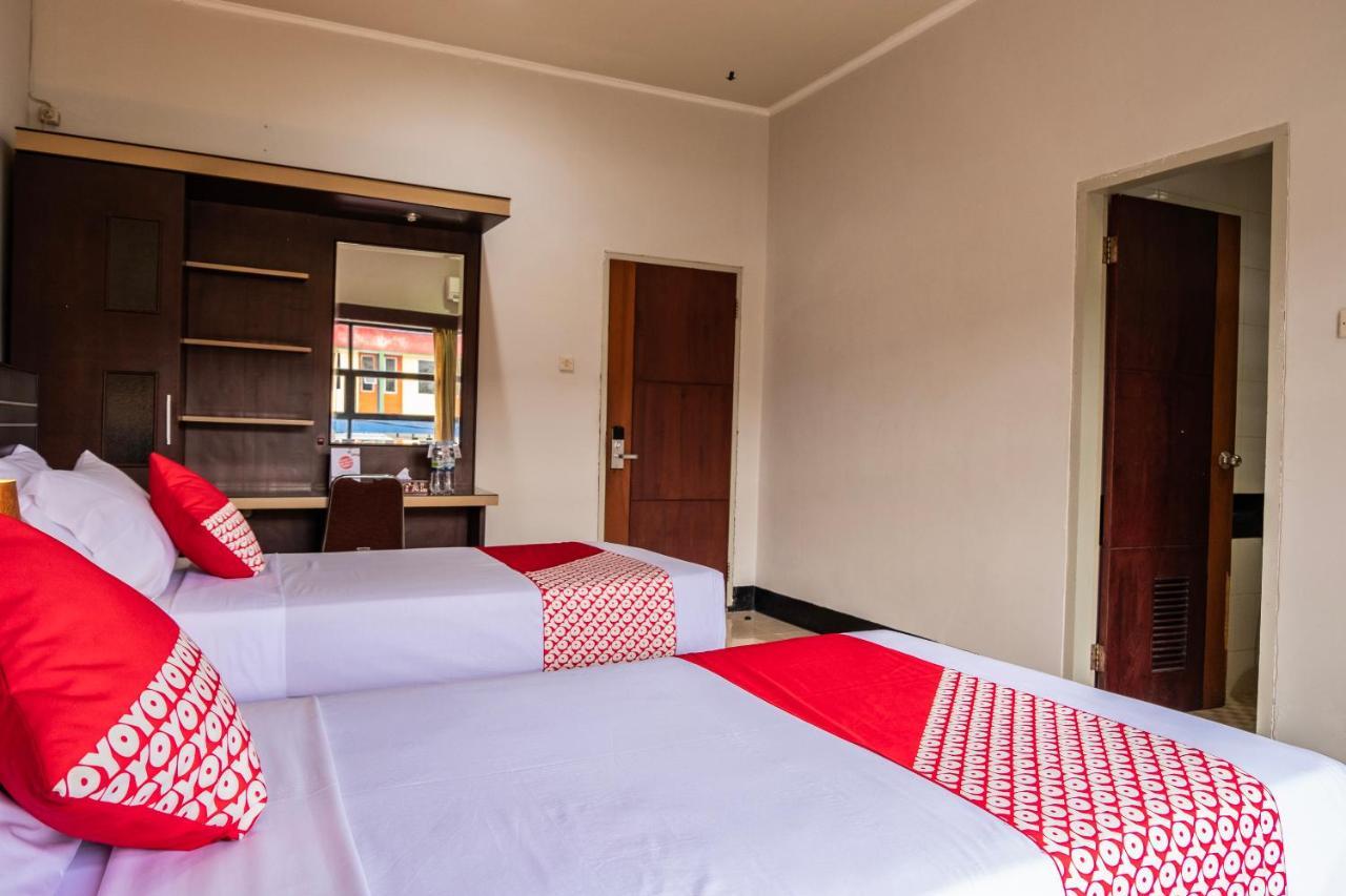 Maktal Hotel Mataram Exterior foto